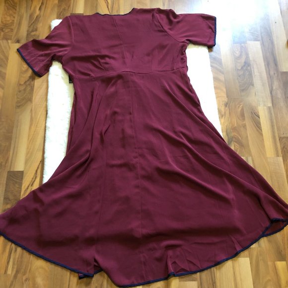 Eloquii True Wrap Dress with Piping Detail *Burgundy Midi Dress size 20 - Picture 4 of 8